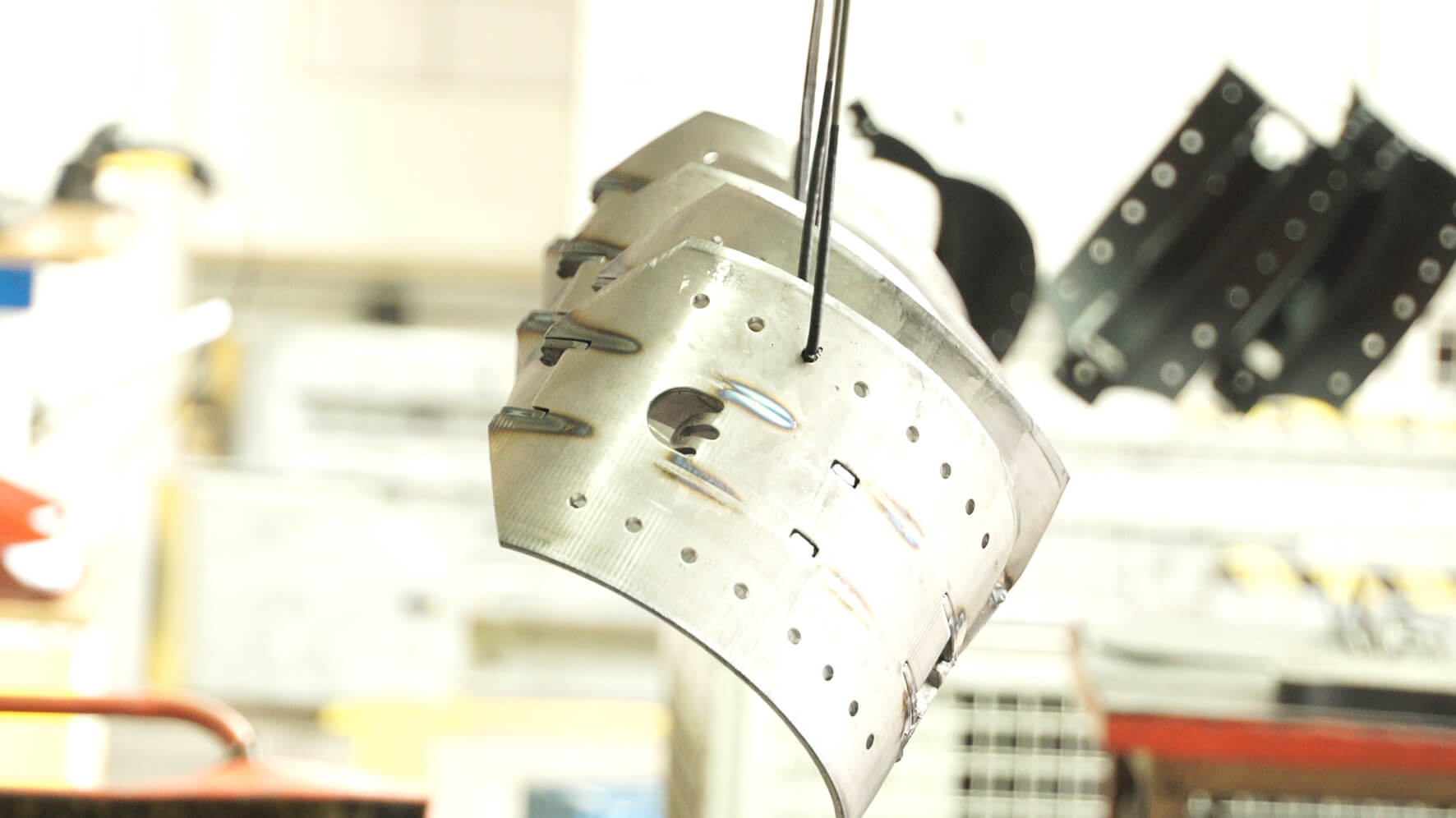 Modernisierung von Roboteranlage bei SAF-HOLLAND